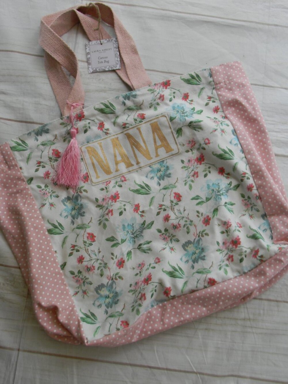 NWT LAURA ASHLEY FLORAL "NANA" LARGE CANVAS TOTE W/TASSEL
